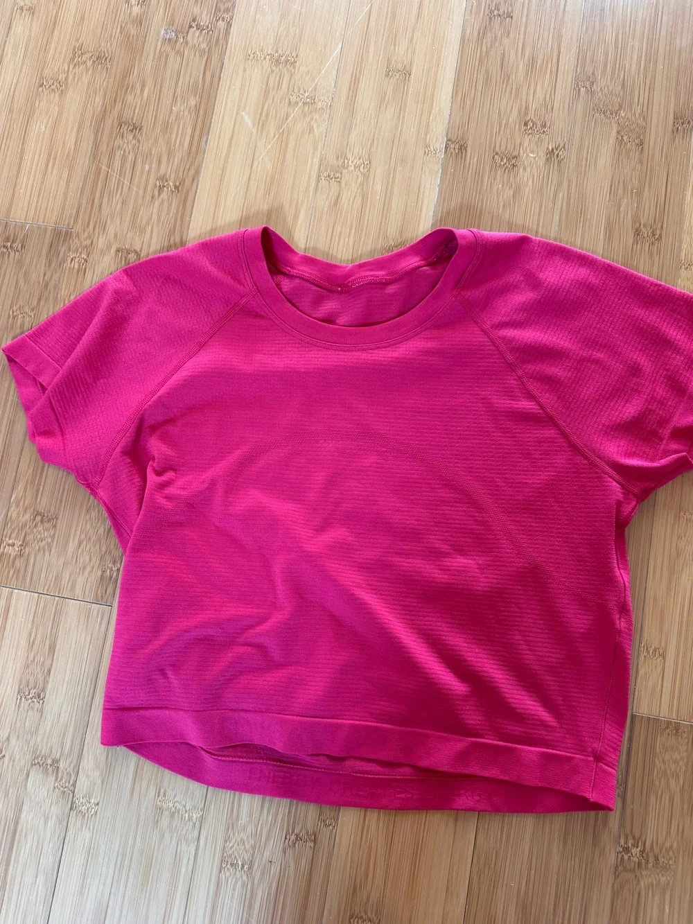 Lululemon Swiftly Cropped Tee Dragonfruit 10
